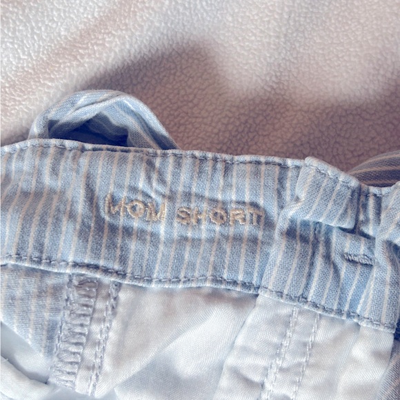 American Eagle high waisted mom shorts - Picture 5 of 7